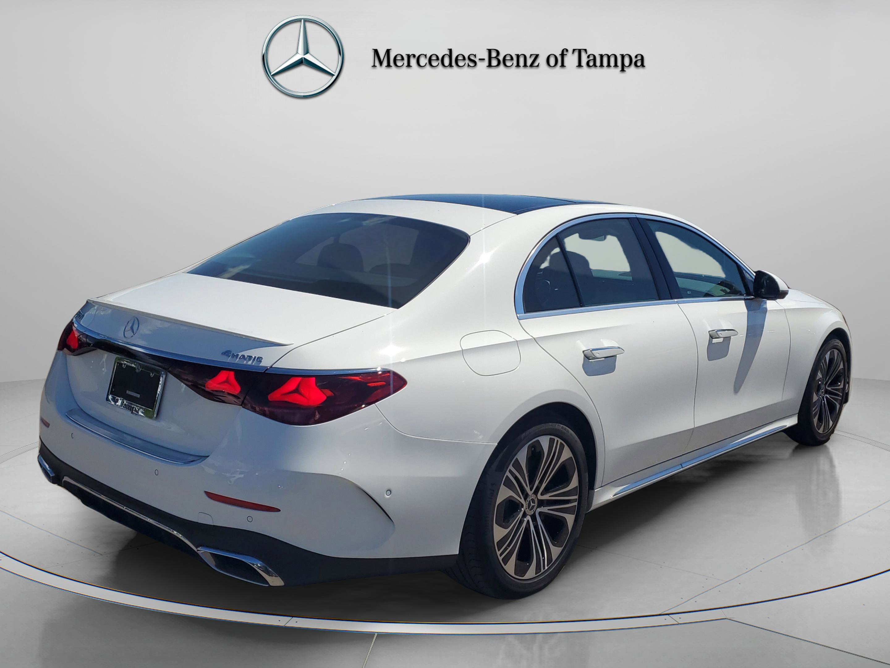 Certified 2025 Mercedes-Benz E 350 4MATIC Sedan image 4