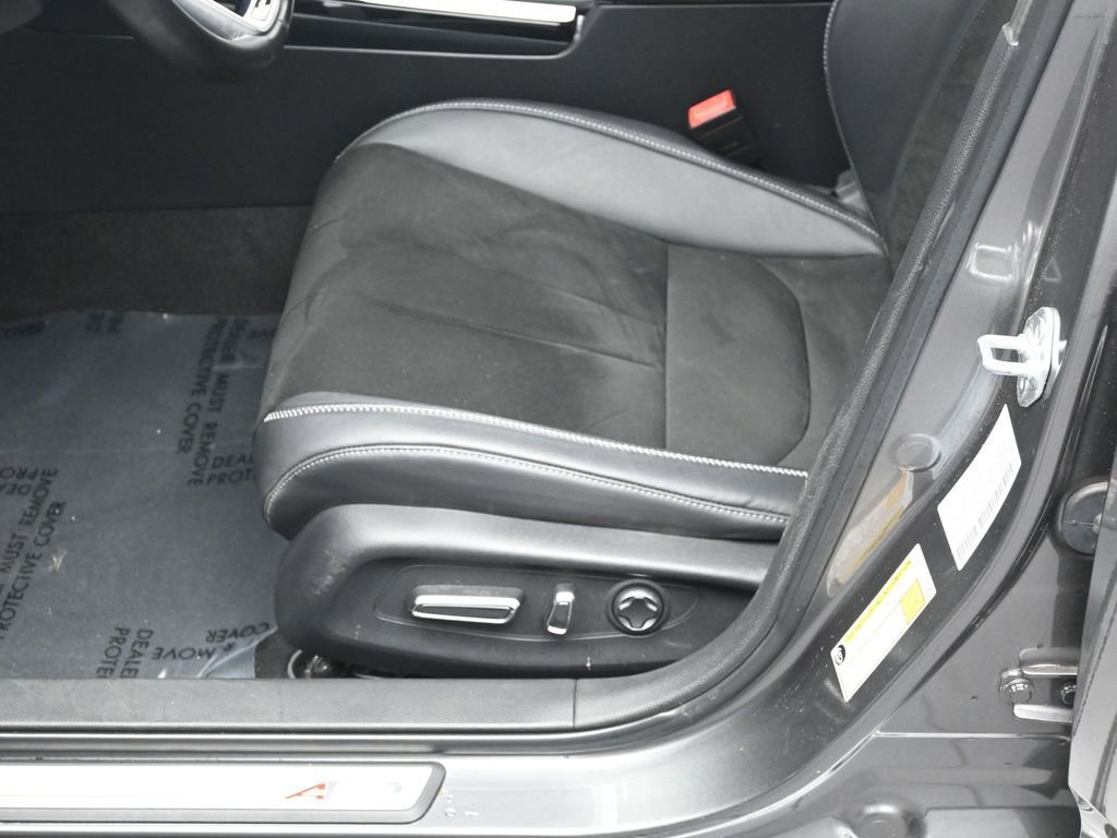 Used 2023 Acura Integra A-Spec image 12