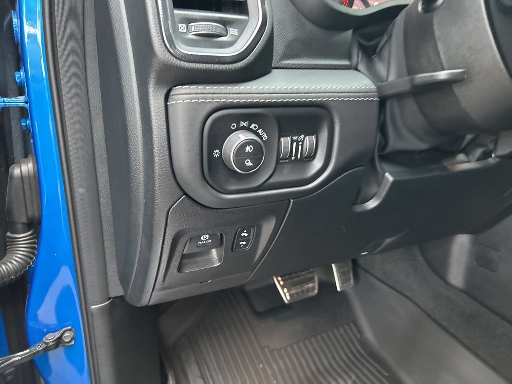 Used 2022 RAM 1500 TRX w/ TRX Level 1 Equipment Group AWD/4WD image 43
