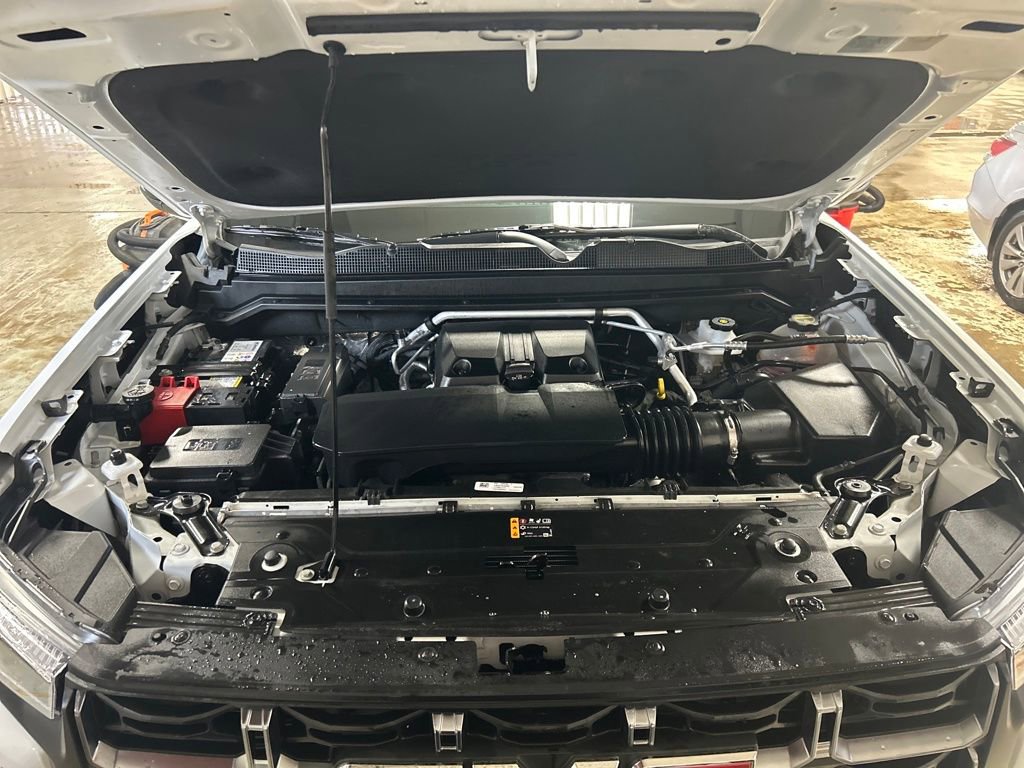 Certified 2024 GMC Canyon AT4 image 10