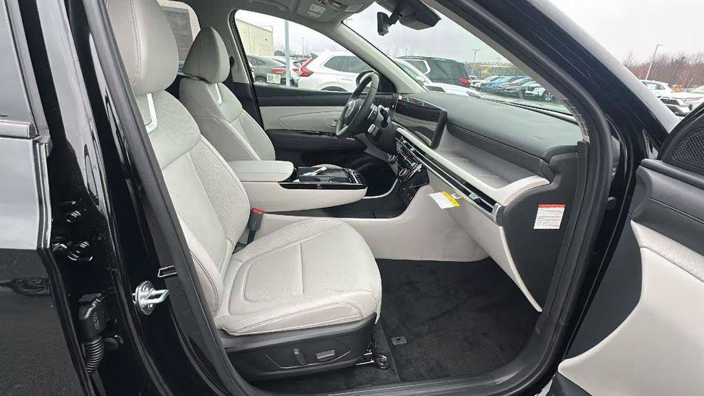New 2026 Hyundai Tucson Limited AWD/4WD image 14