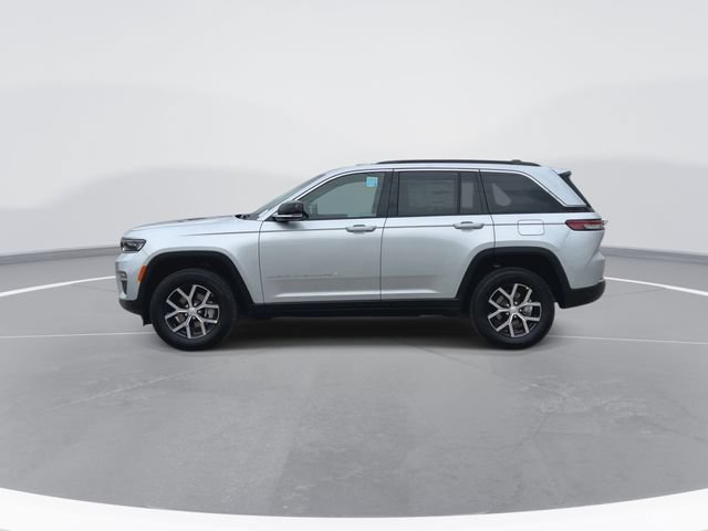 New 2024 Jeep Grand Cherokee Limited w/ Trailer Tow Package AWD/4WD image 5