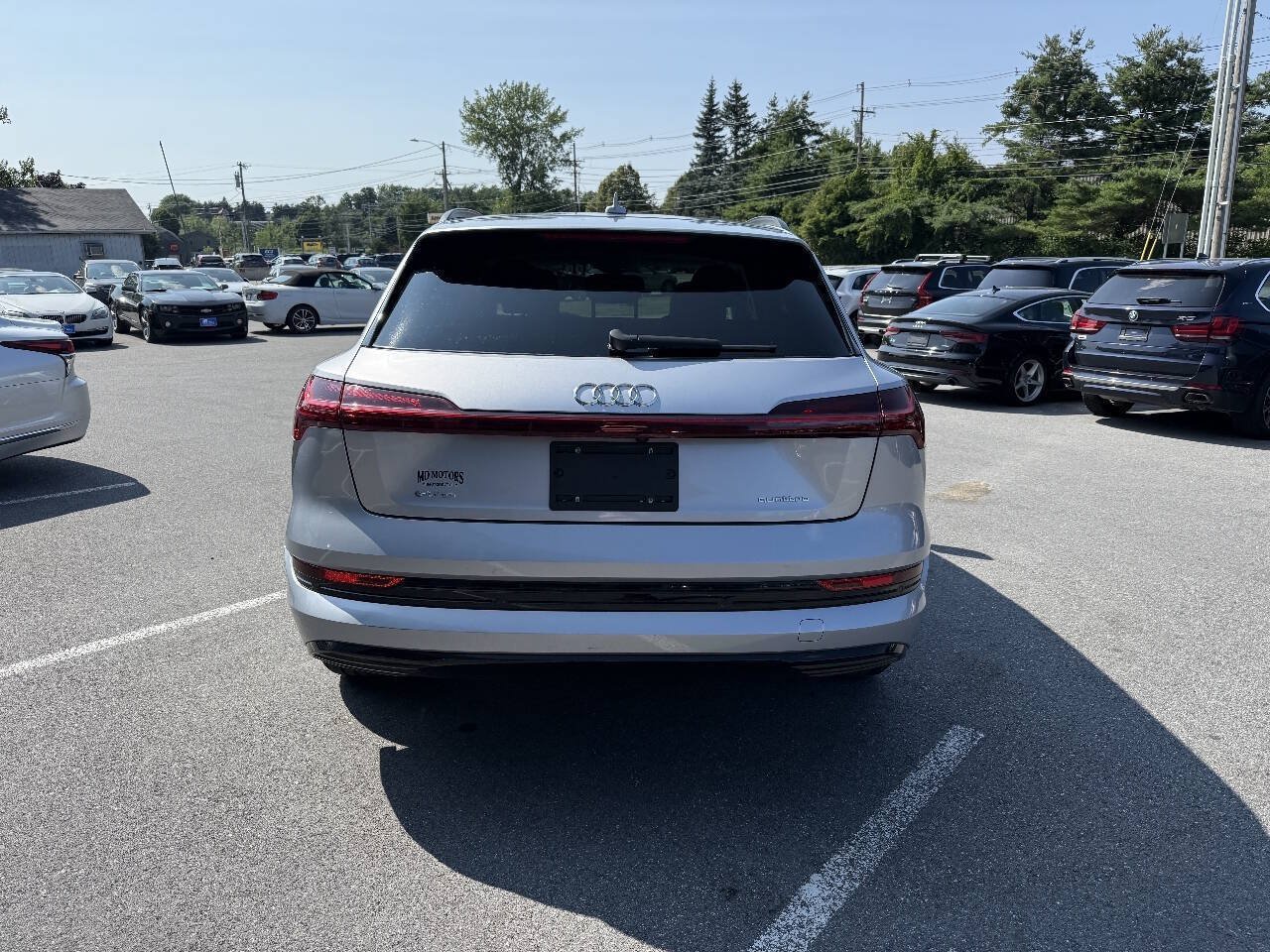 Used 2021 Audi e-tron Premium w/ Convenience Plus Package AWD/4WD image 9