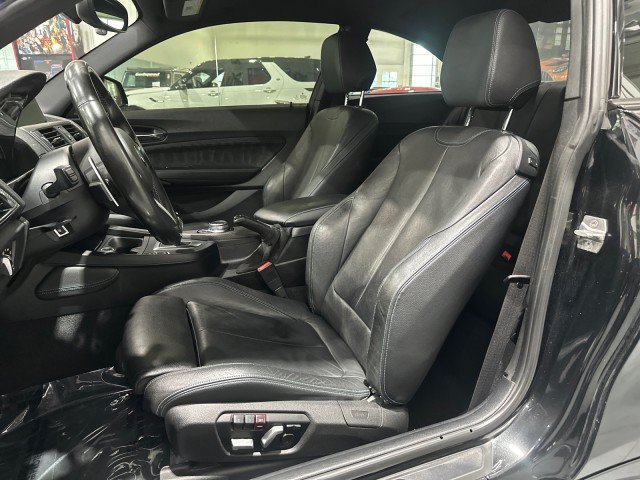 Used 2017 BMW M2 RWD image 5