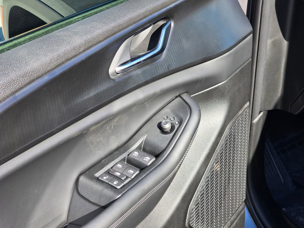 New 2025 Jeep Grand Cherokee Altitude image 34