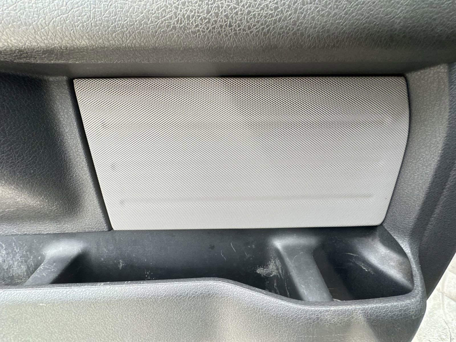 Used 2010 Ford F150 Lariat image 21