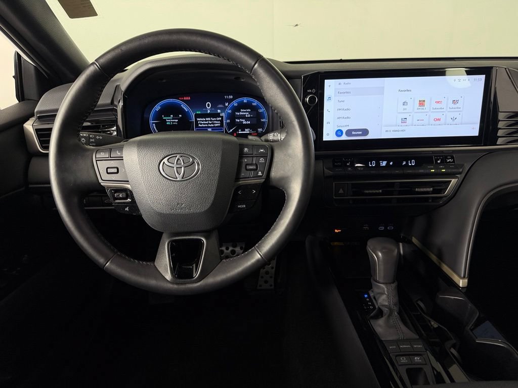 Used 2025 Toyota Camry XSE FWD image 13