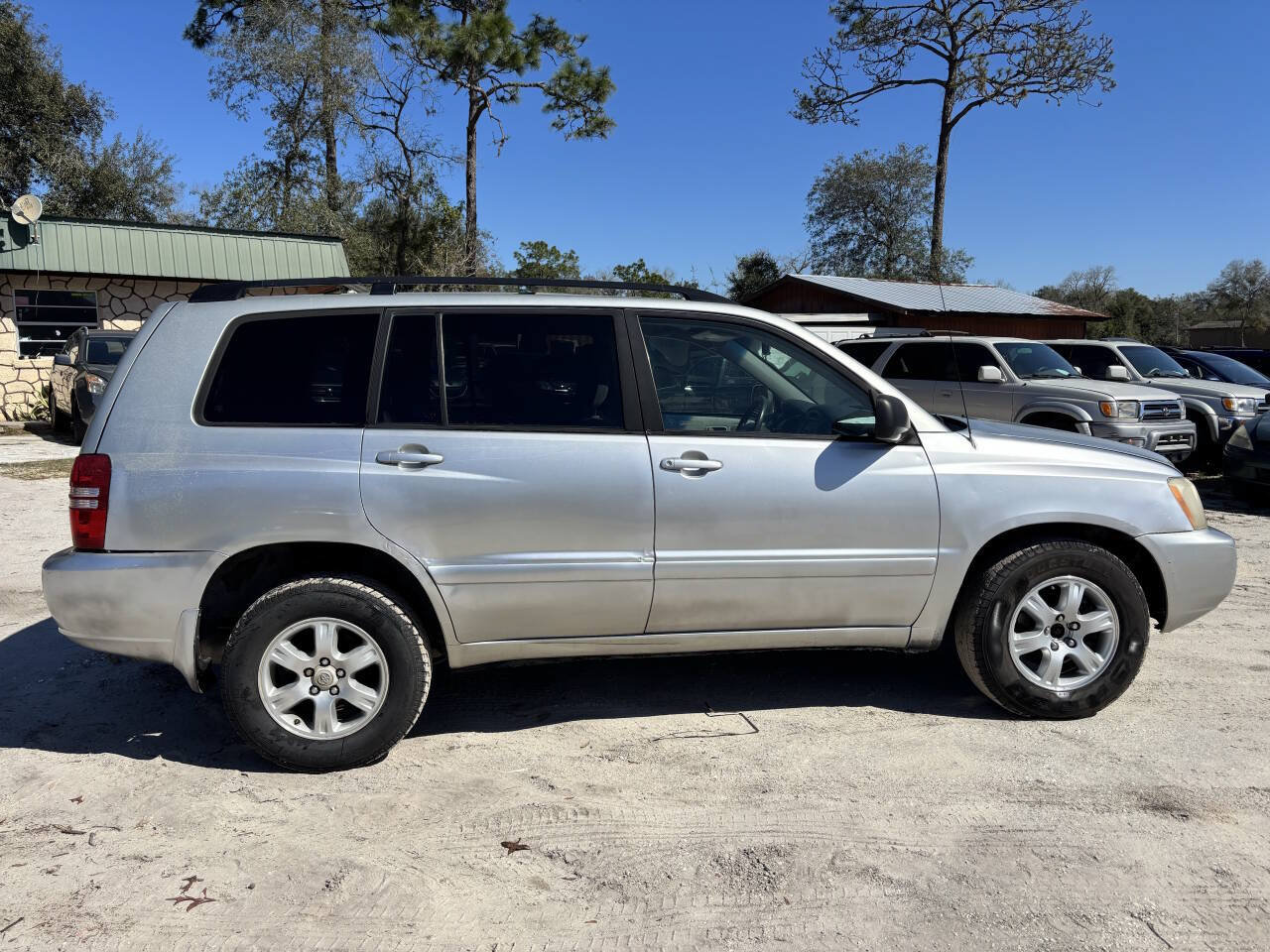 Used 2003 Toyota Highlander 4WD V6 image 8