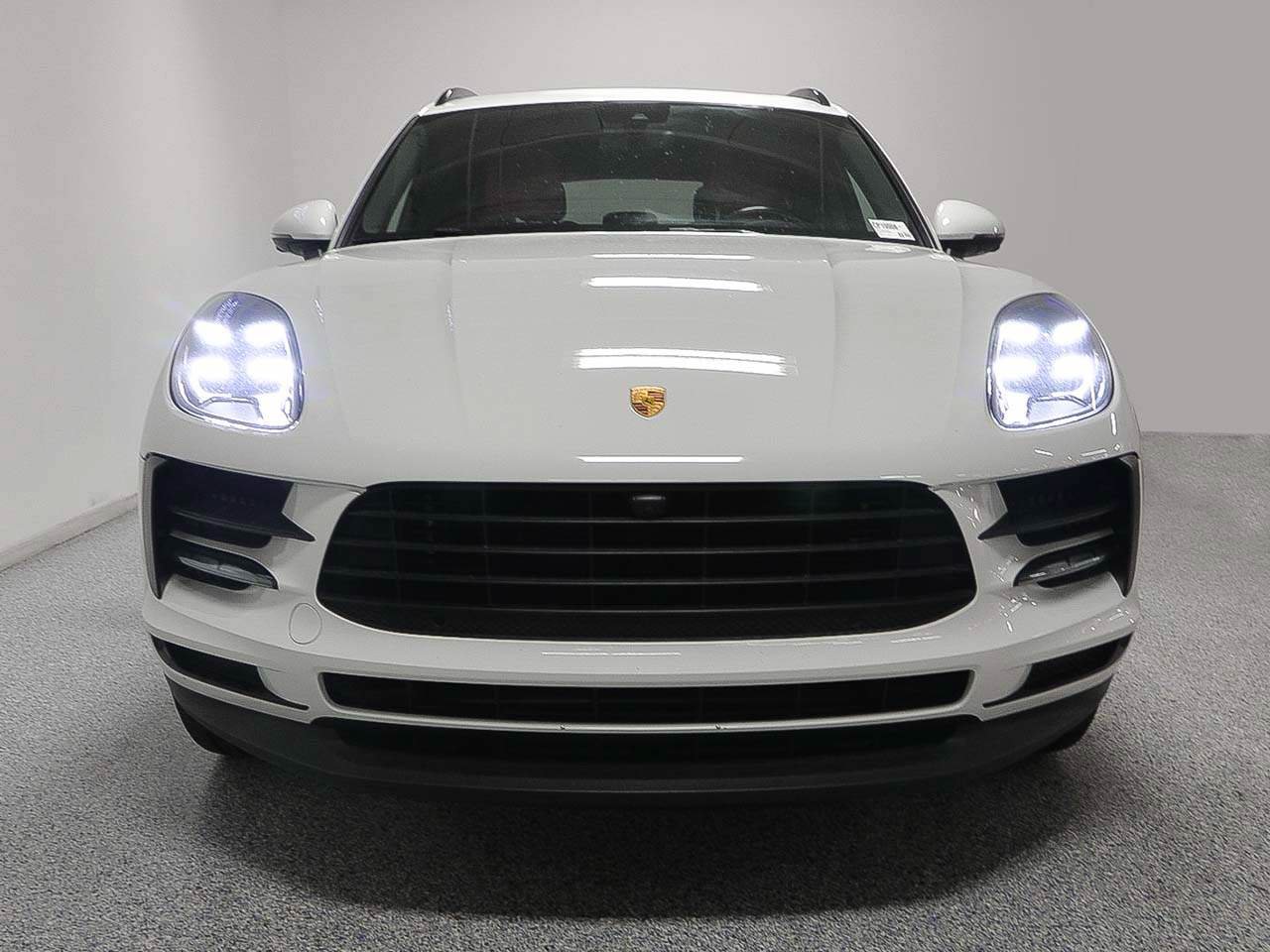 Used 2021 Porsche Macan S AWD/4WD image 2