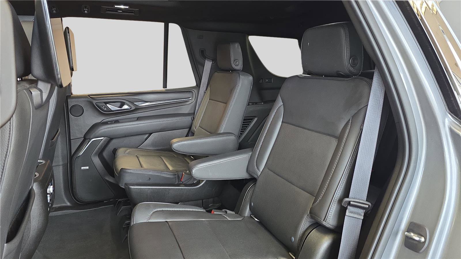 Used 2021 GMC Yukon Denali w/ Denali Ultimate Package image 15