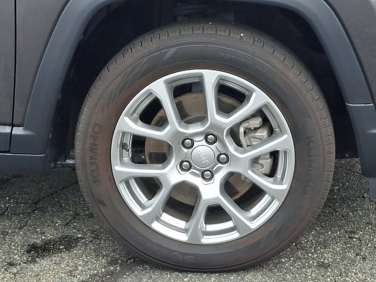 Used 2023 Jeep Compass Latitude AWD/4WD image 8