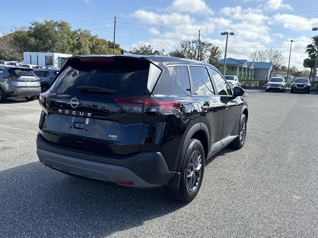 Certified 2023 Nissan Rogue S image 4