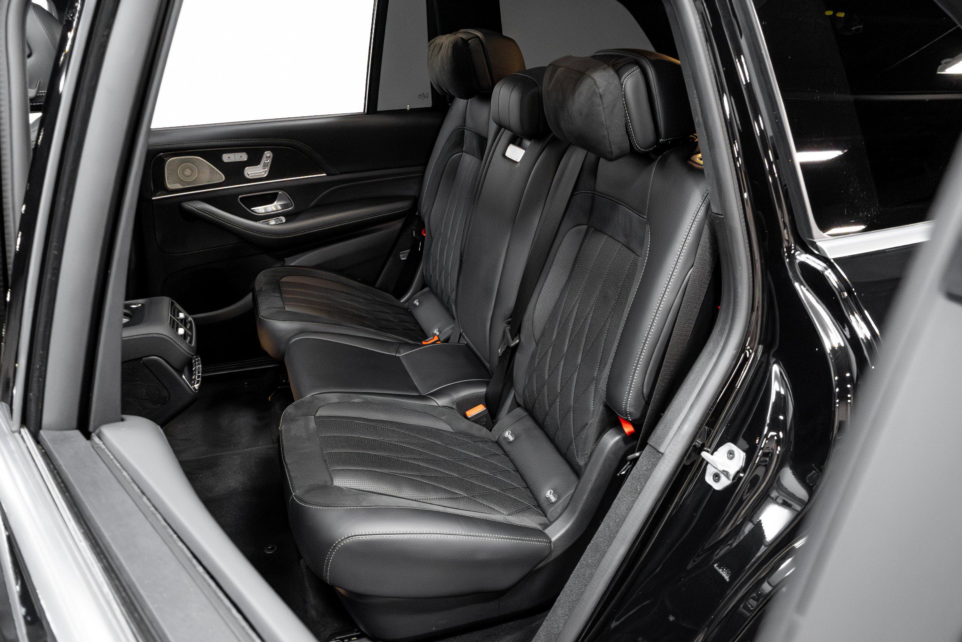 Used 2022 Mercedes-Benz GLS 63 AMG 4MATIC image 35