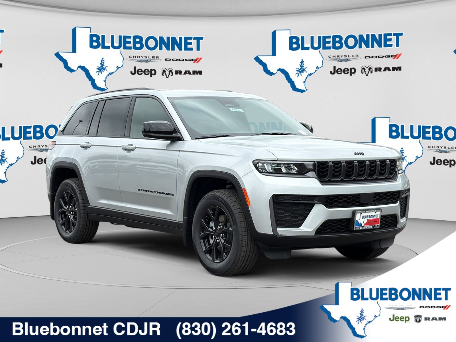 New 2026 Jeep Grand Cherokee Altitude AWD/4WD image 3