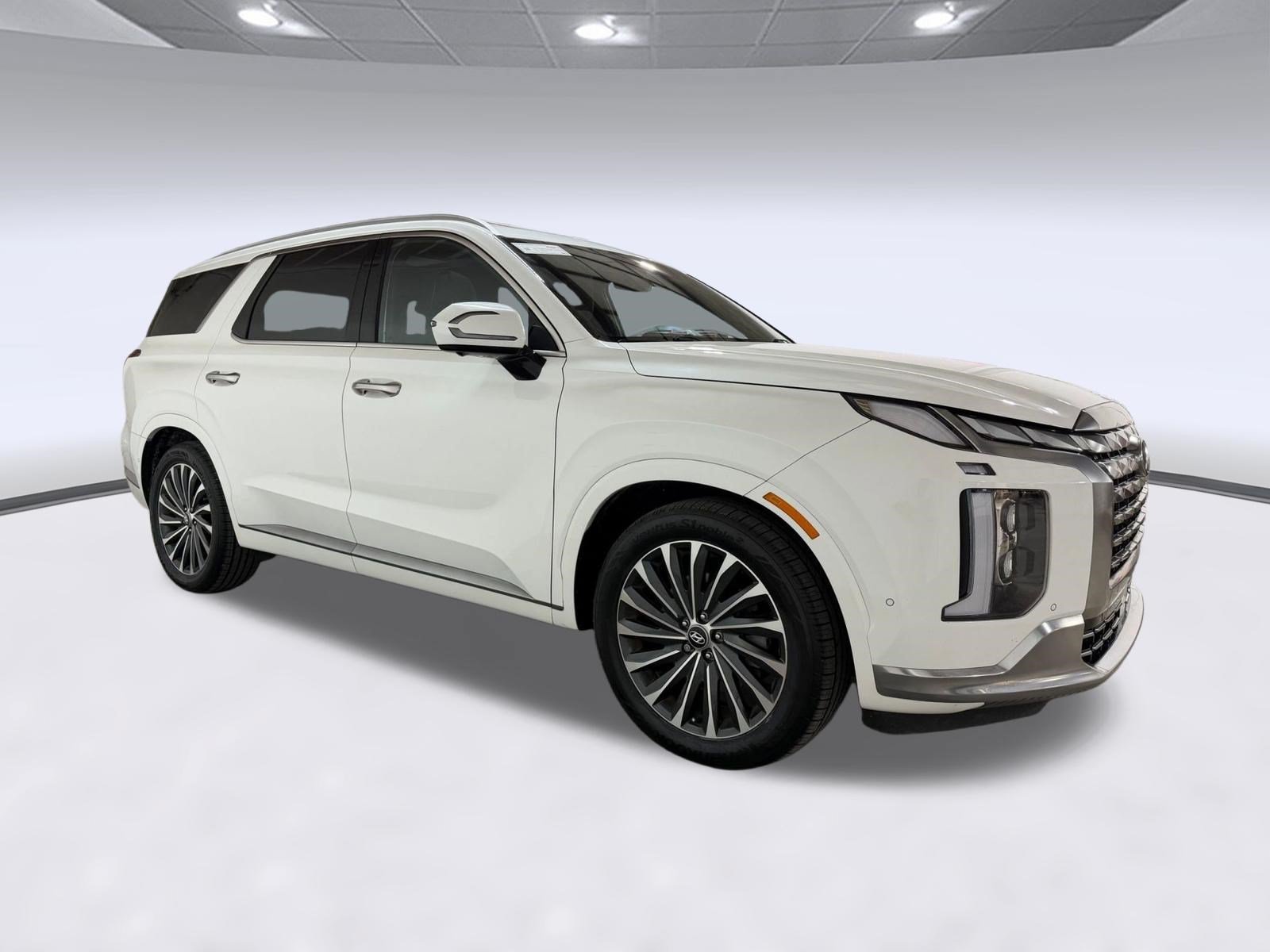 Used 2023 Hyundai Palisade Calligraphy FWD image 6