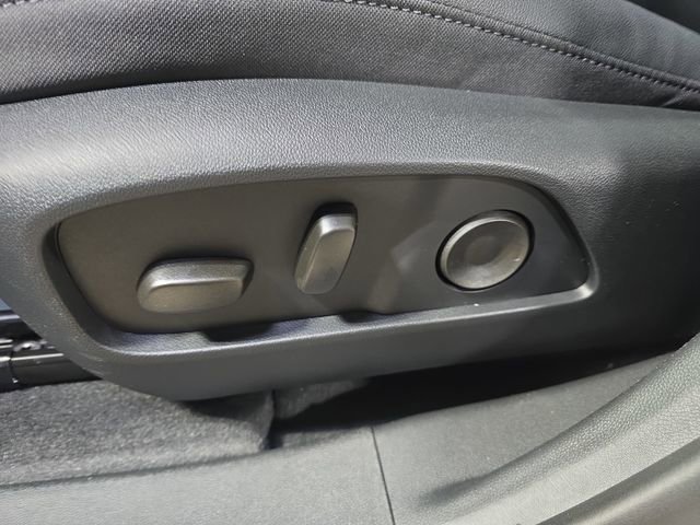 New 2026 Chevrolet Equinox LT w/ Convenience Package II image 29