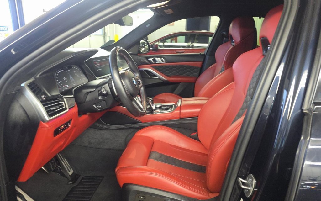 Used 2022 BMW X6 M Base w/ Competition Package image 9