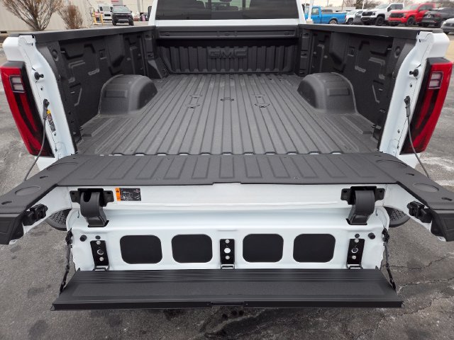 New 2026 GMC Sierra 3500 Denali w/ Denali Reserve Package AWD/4WD image 30