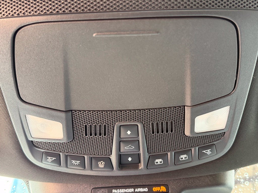 Used 2024 Ford Expedition Platinum RWD image 37