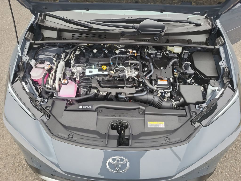New 2026 Toyota Prius Plug-In Hybrid FWD image 25