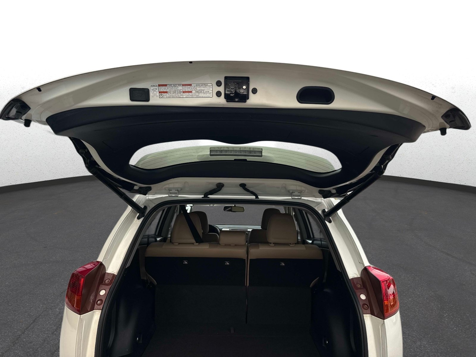 Used 2015 Toyota RAV4 Limited FWD image 12