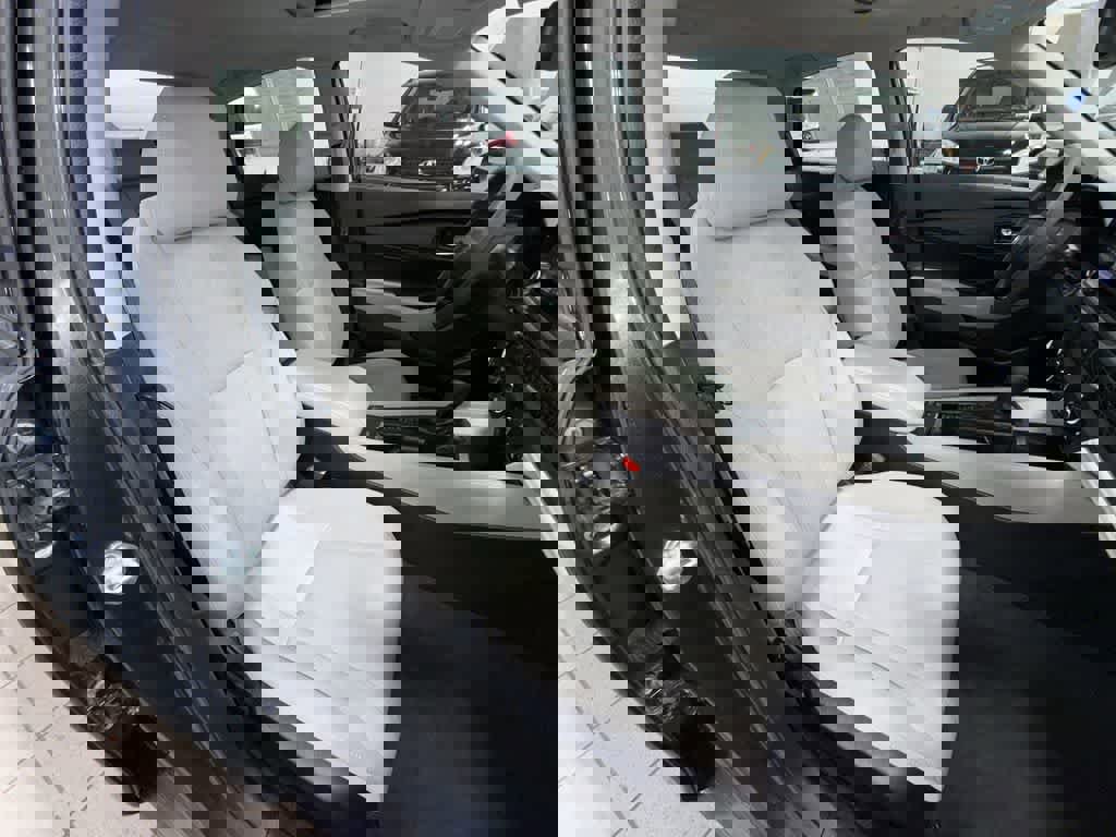 Used 2023 Honda Accord EX image 16