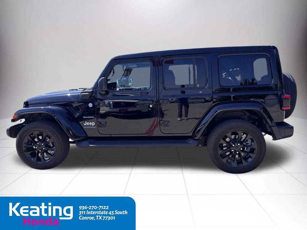Used 2023 Jeep Wrangler Unlimited Sahara w/ Cold Weather Group AWD/4WD image 8