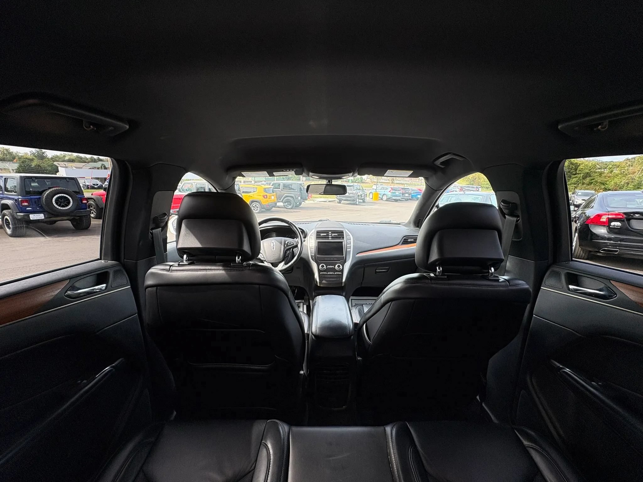 Used 2018 Lincoln MKC Select w/ Select Plus Package FWD image 38