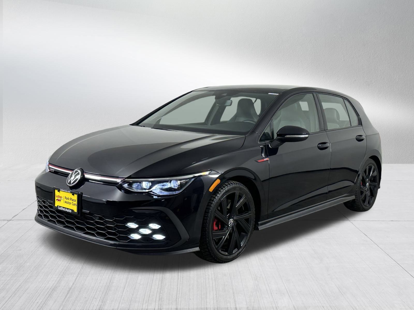 Used 2022 Volkswagen GTI SE image 3