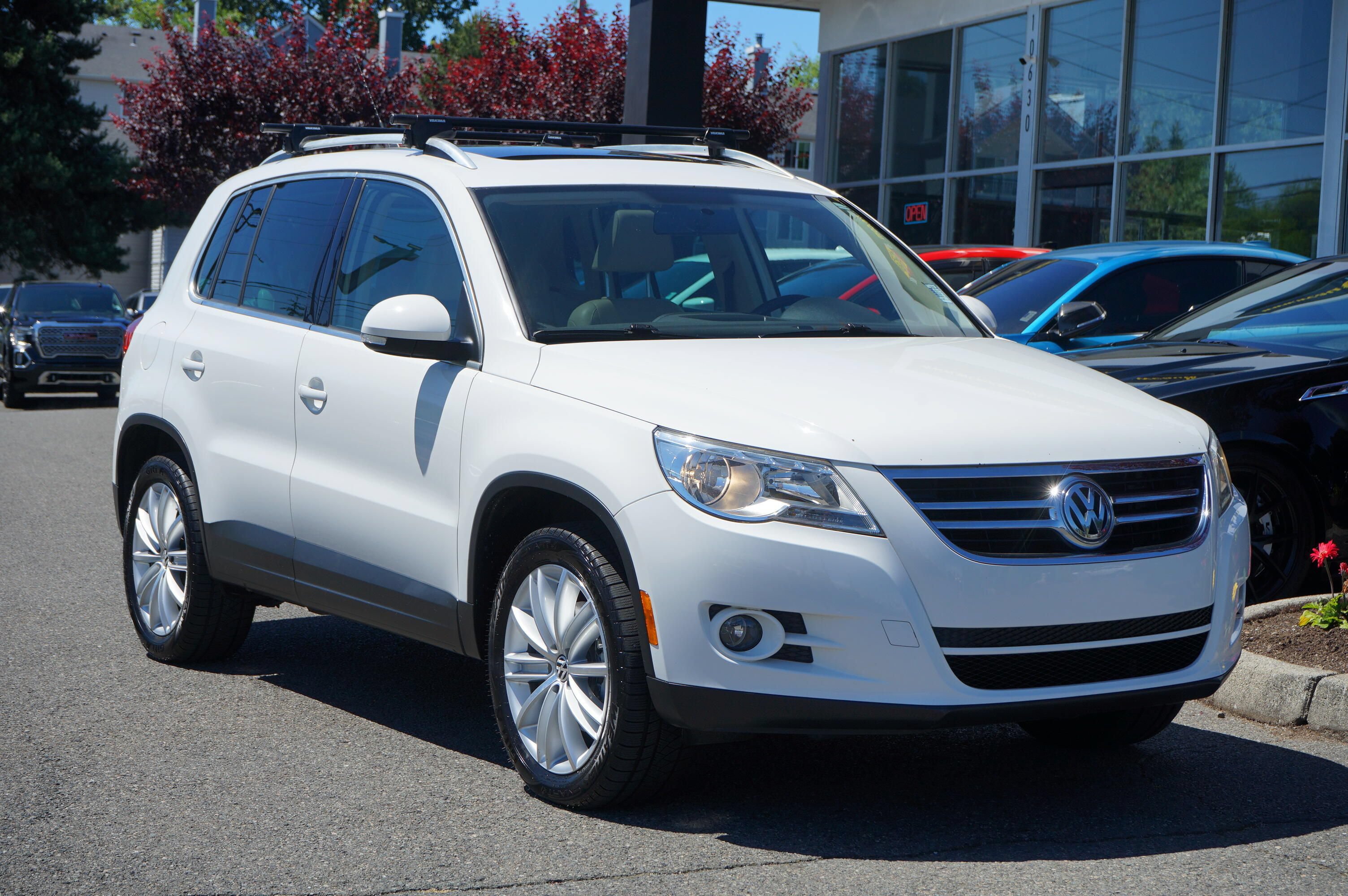 Used 2011 Volkswagen Tiguan S AWD/4WD image 8