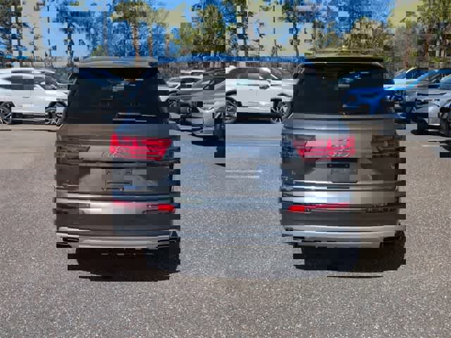Used 2019 Audi Q7 3.0T Prestige w/ Prestige Package image 7