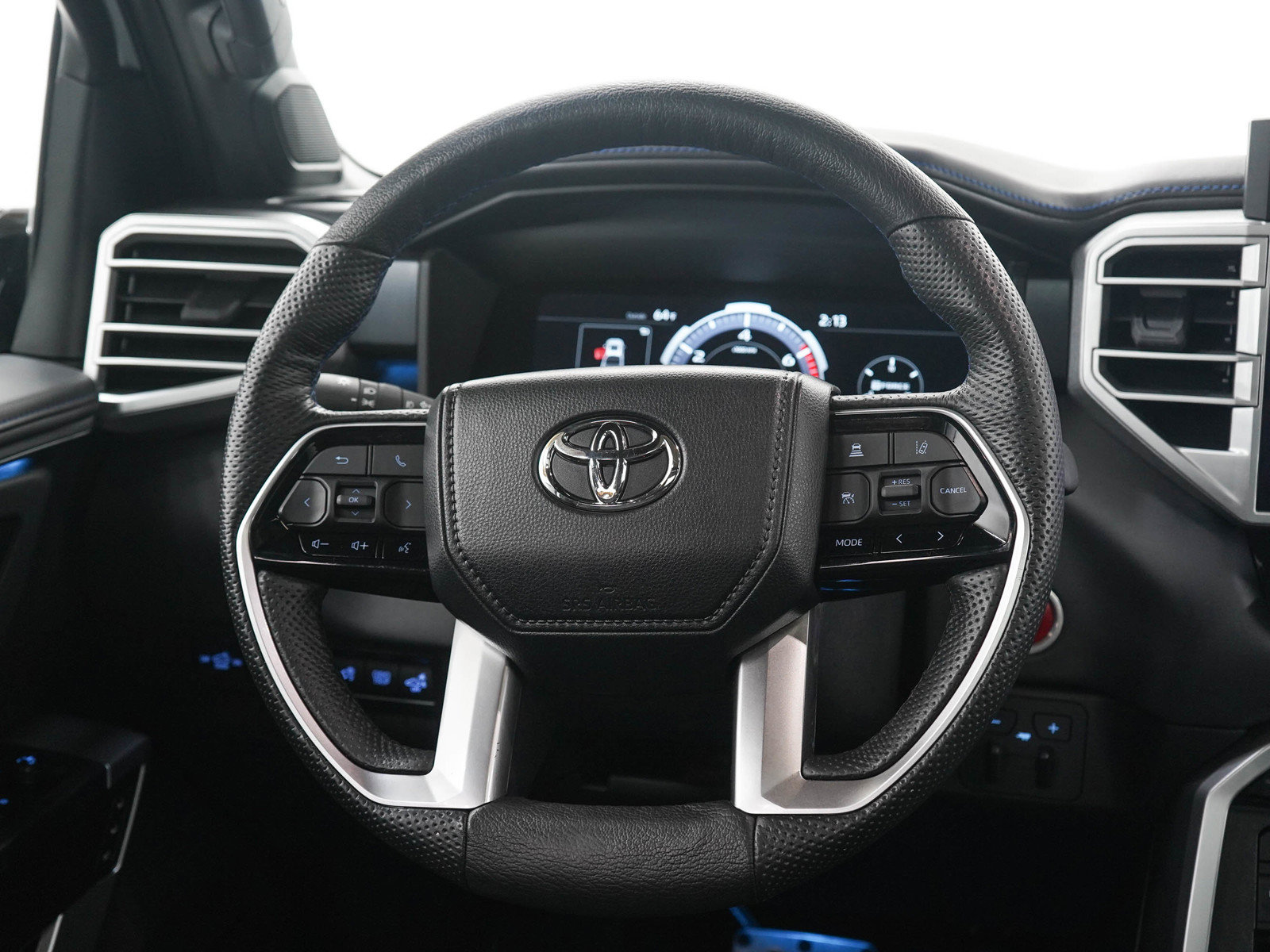 Used 2024 Toyota Tundra Platinum w/ TRD Off-Road Package AWD/4WD image 18