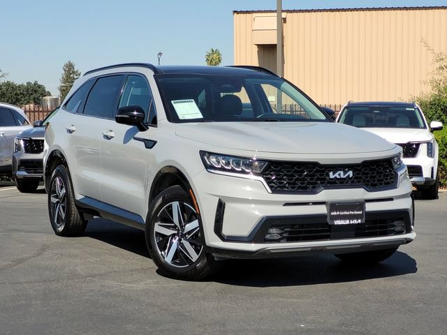 Certified 2023 Kia Sorento EX w/ Panoramic Sunroof Package FWD image 2
