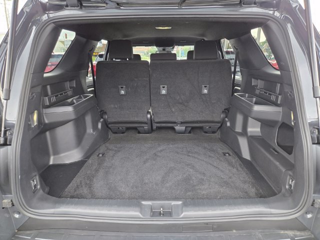 Used 2025 Toyota 4Runner SR5 AWD/4WD image 15