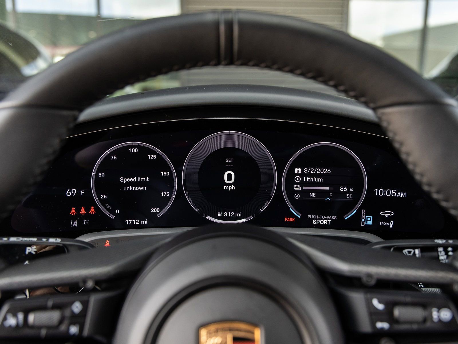 Used 2025 Porsche Taycan GTS image 31