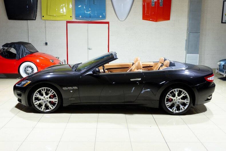 Used 2015 Maserati GranTurismo Convertible RWD image 7