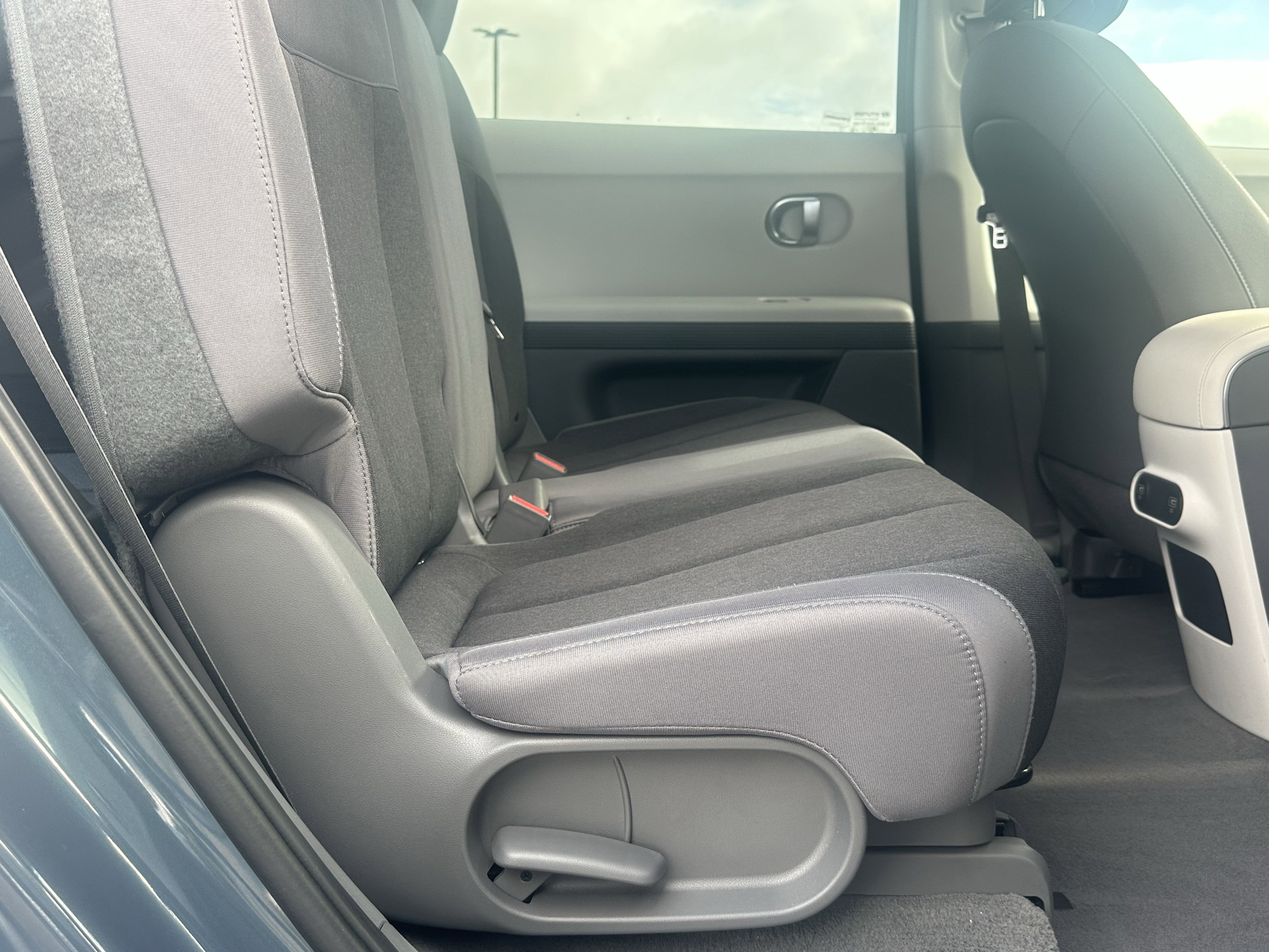 Used 2024 Hyundai Ioniq 5 SEL RWD image 15