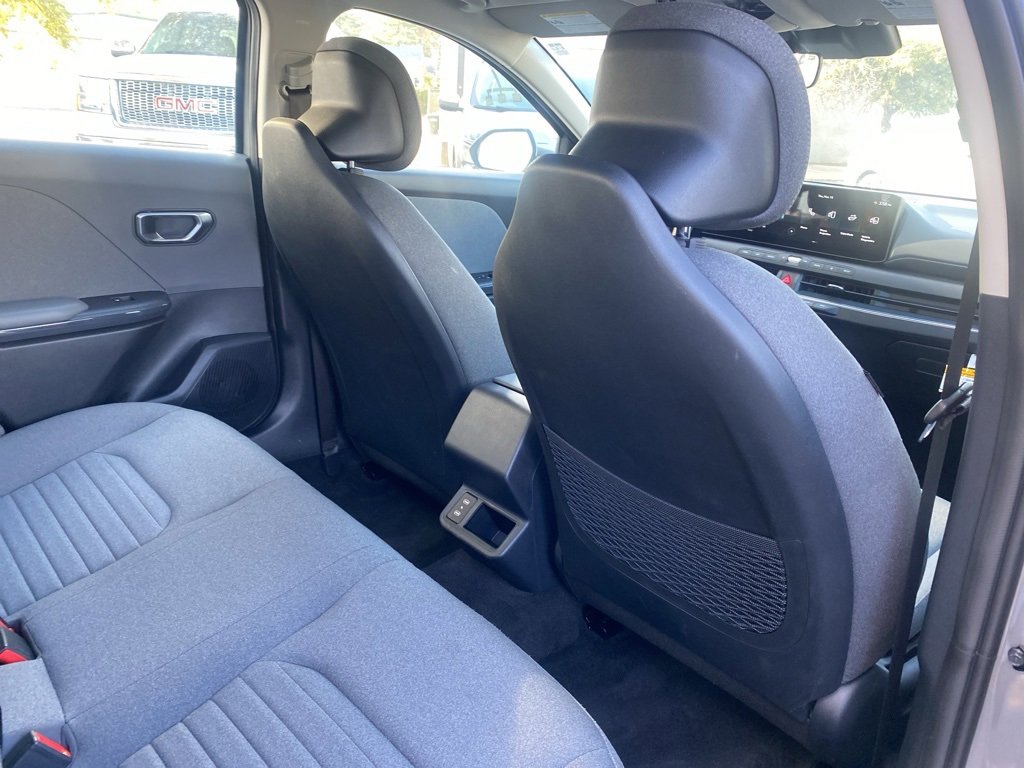 New 2025 Kia K4 EX image 24