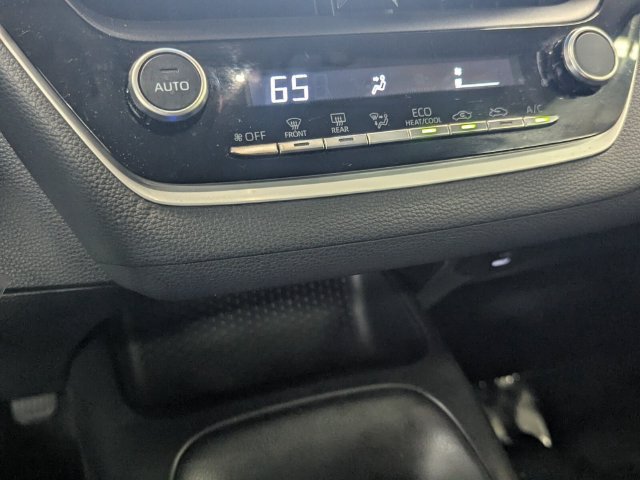 Used 2024 Toyota Corolla LE FWD image 24