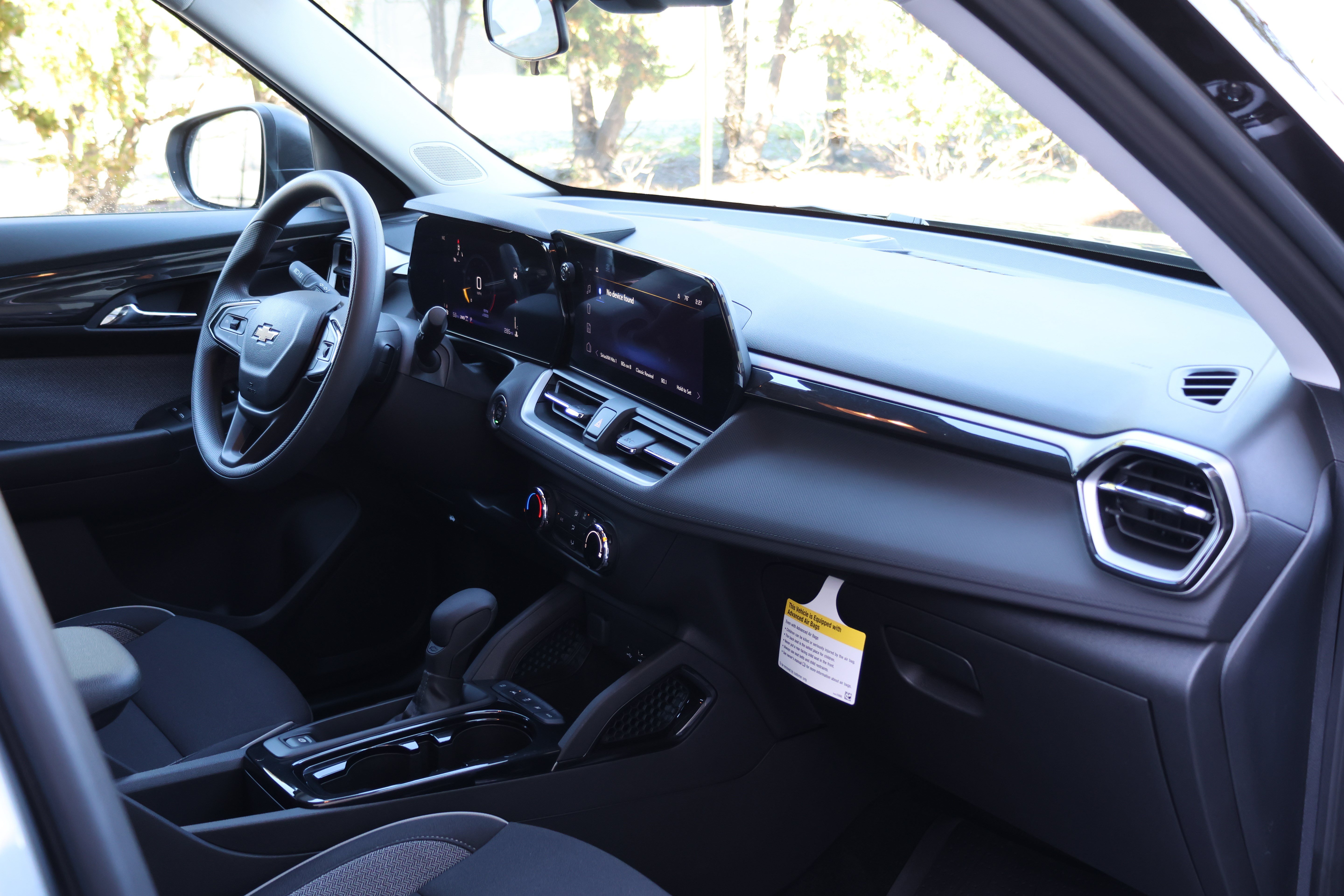 Used 2026 Chevrolet TrailBlazer LS w/ LS Convenience Package AWD/4WD image 32