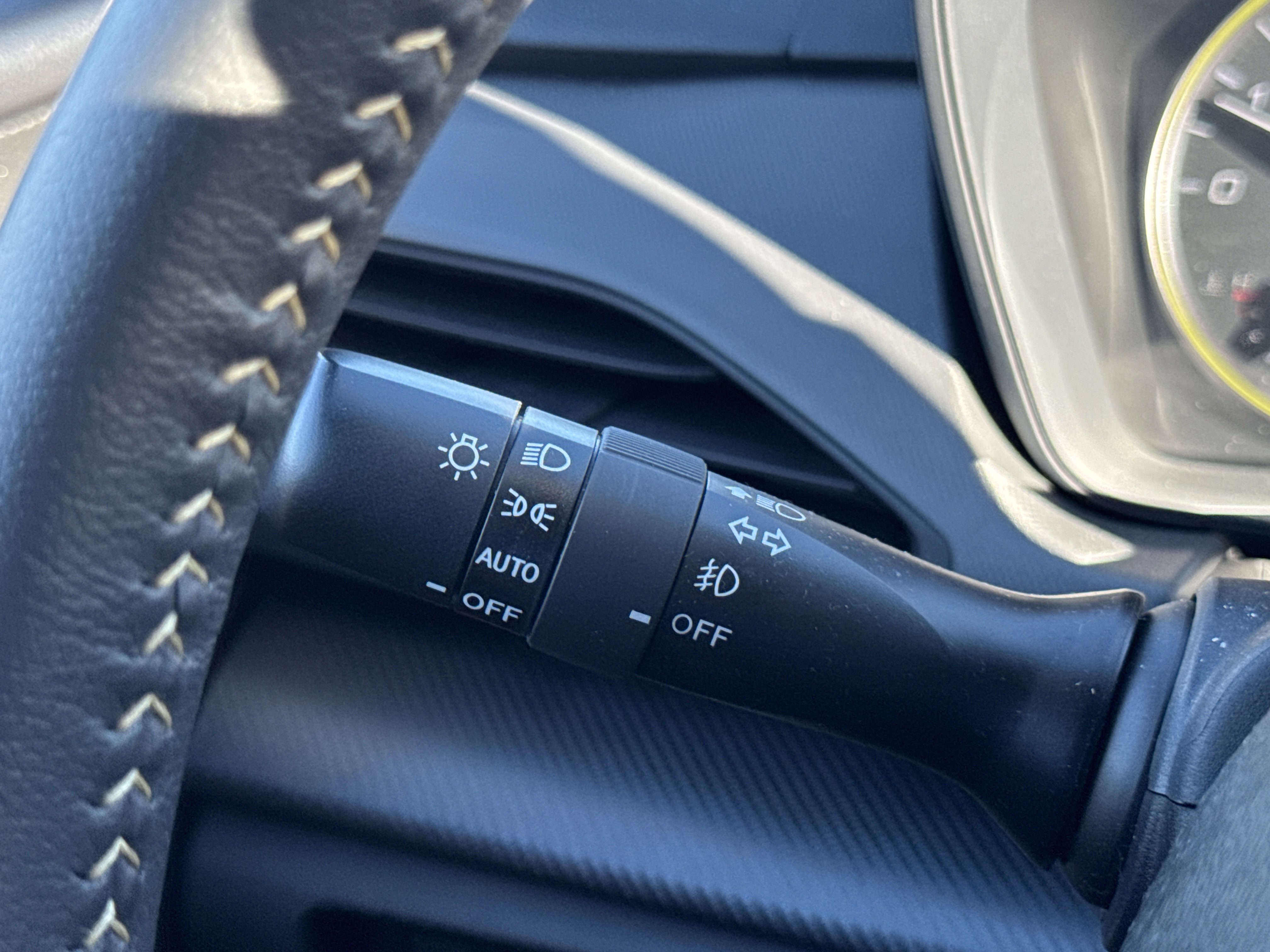 Certified 2025 Subaru Crosstrek 2.5i Sport w/ Crosstrek Mirror Package image 16