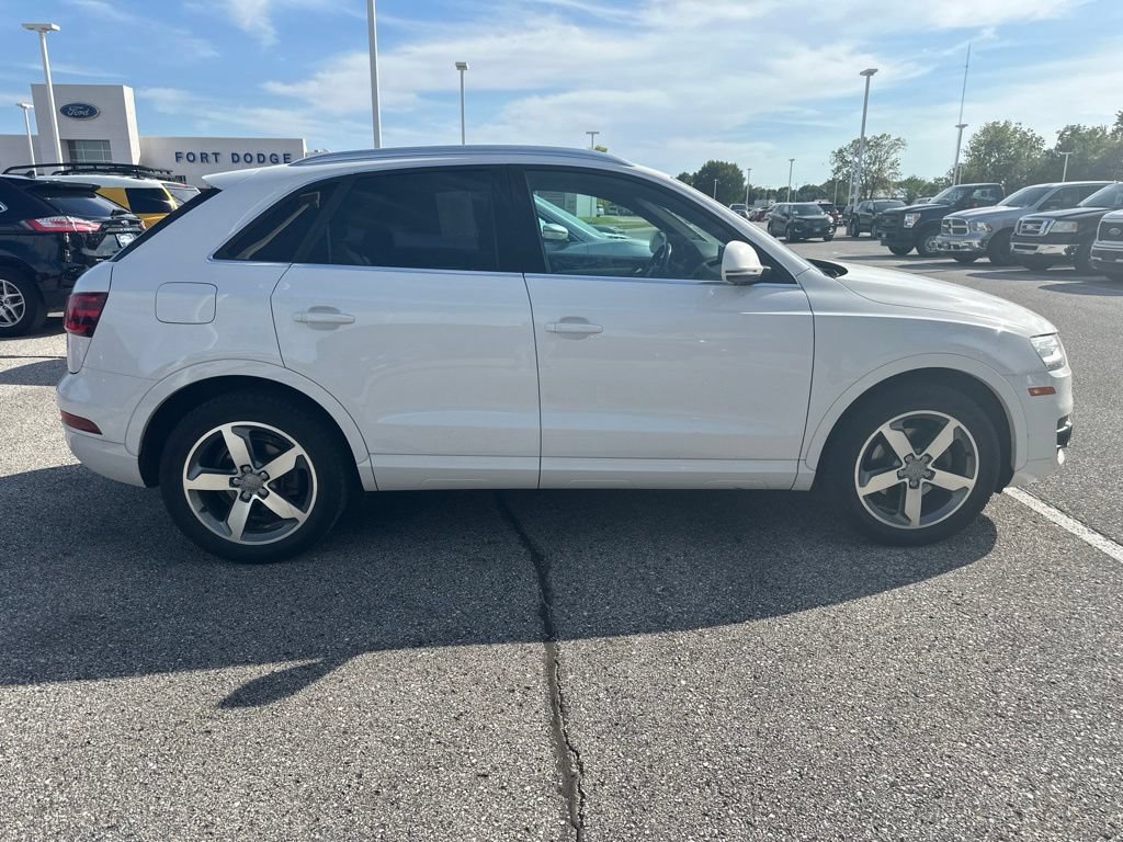 Used 2015 Audi Q3 2.0T Prestige w/ Prestige Package AWD/4WD image 6