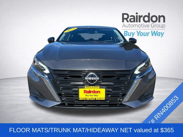 Used 2024 Nissan Altima 2.5 SV FWD image 2