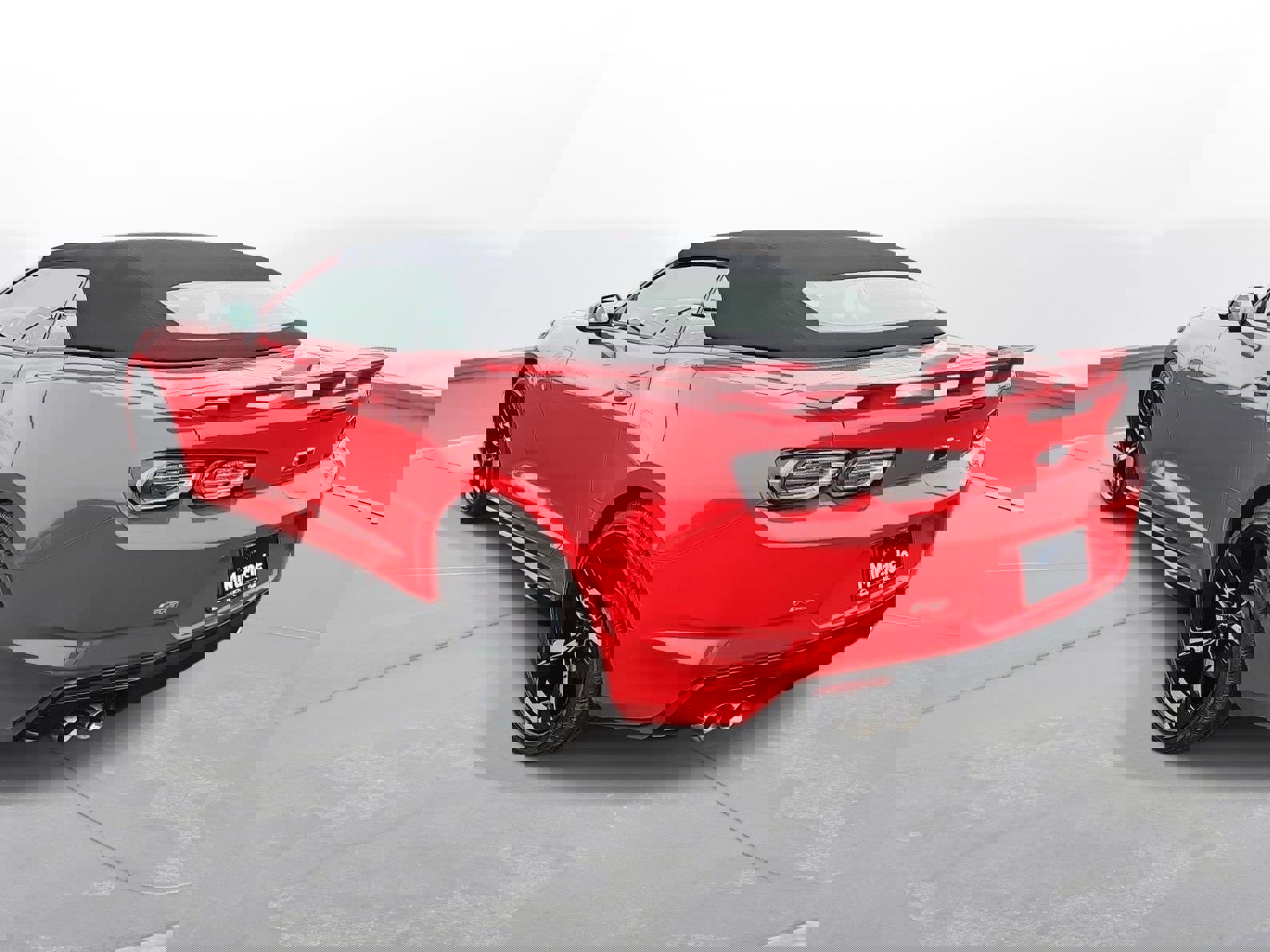 Used 2022 Chevrolet Camaro LT image 8