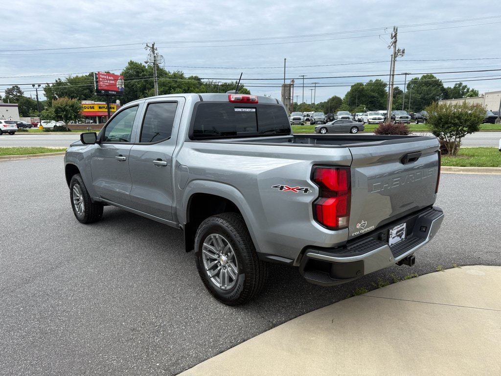 New 2026 Chevrolet Colorado LT w/ LT Convenience Package AWD/4WD image 4