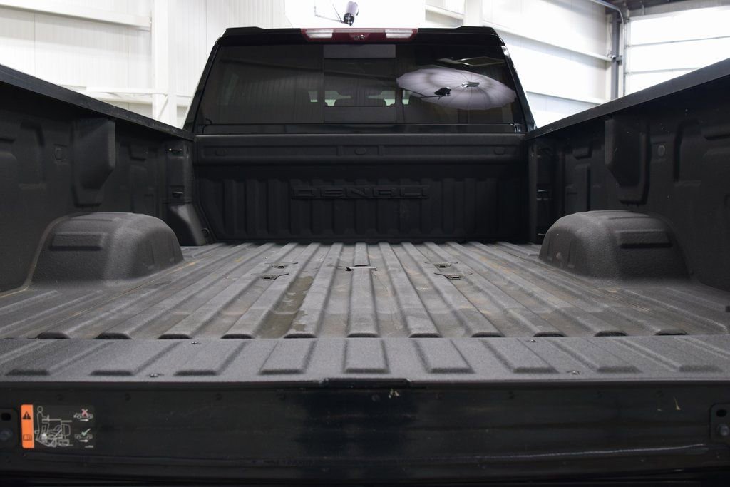 Used 2022 GMC Sierra 3500 Denali w/ Denali Ultimate Package image 20