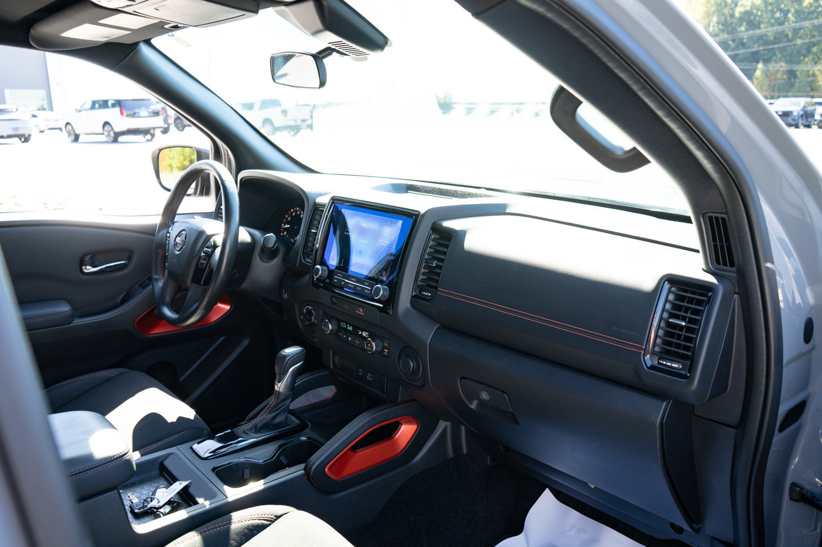 Used 2024 Nissan Frontier PRO-4X w/ Off-Road Protection Package AWD/4WD image 21
