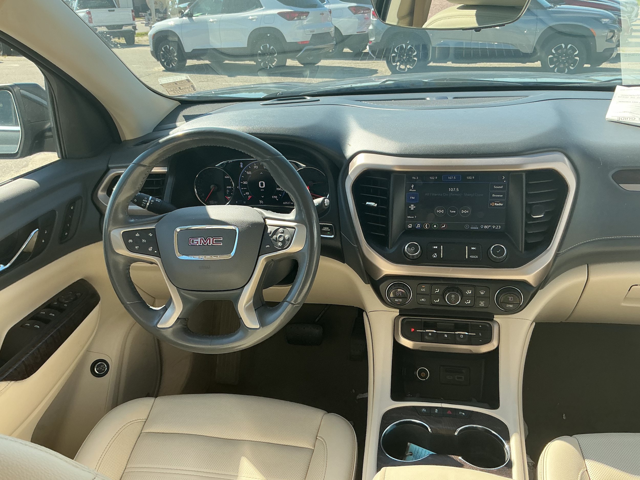 Used 2020 GMC Acadia Denali w/ Trailering Package AWD/4WD image 9
