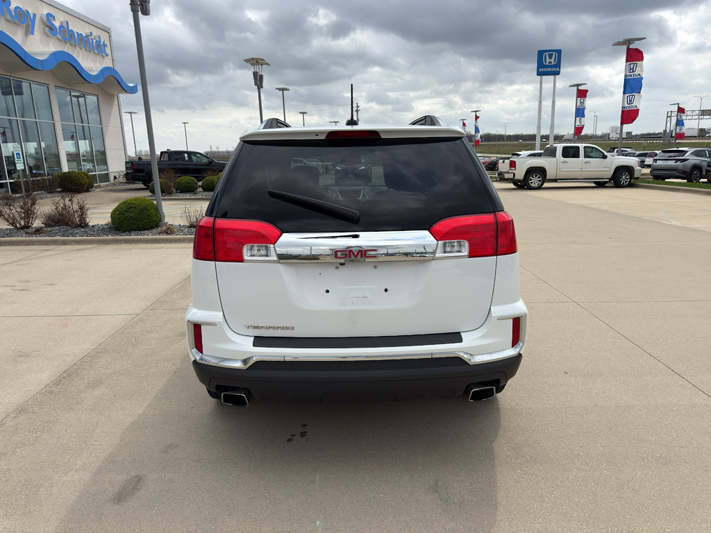 Used 2017 GMC Terrain SLT image 6