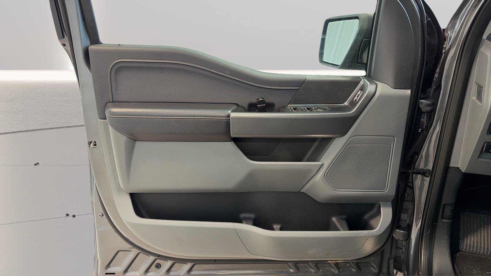 Used 2025 Ford F150 XLT w/ Equipment Group 301A Standard AWD/4WD image 20